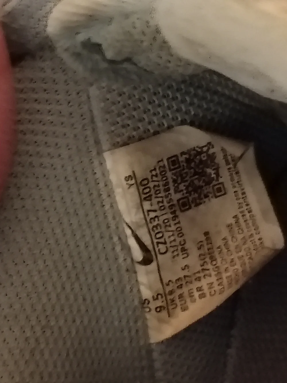 Men Sweater Subcategory Identification